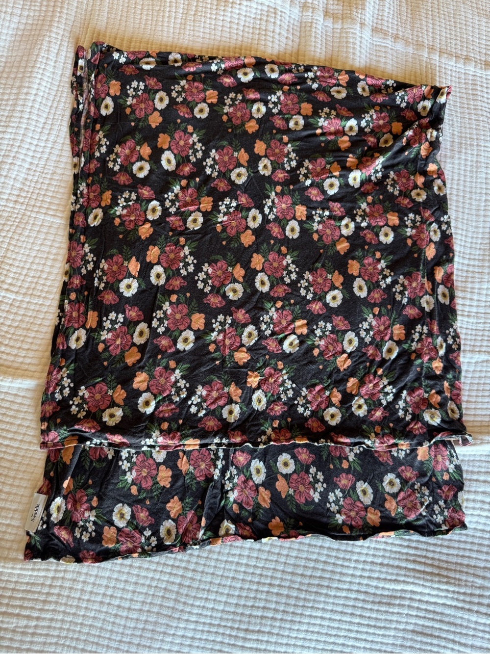 Solly Baby swaddle - Floral Black with Pink & Orange Blooms